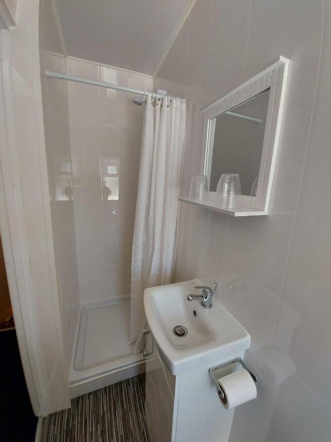 The Clevedon Bed & Breakfast Blackpool Eksteriør bilde
