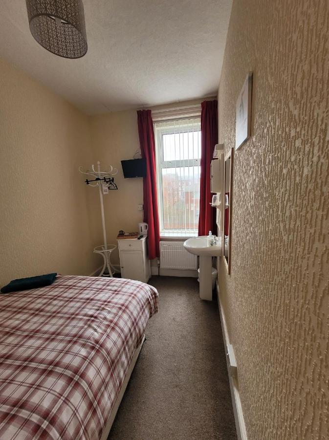 The Clevedon Bed & Breakfast Blackpool Eksteriør bilde