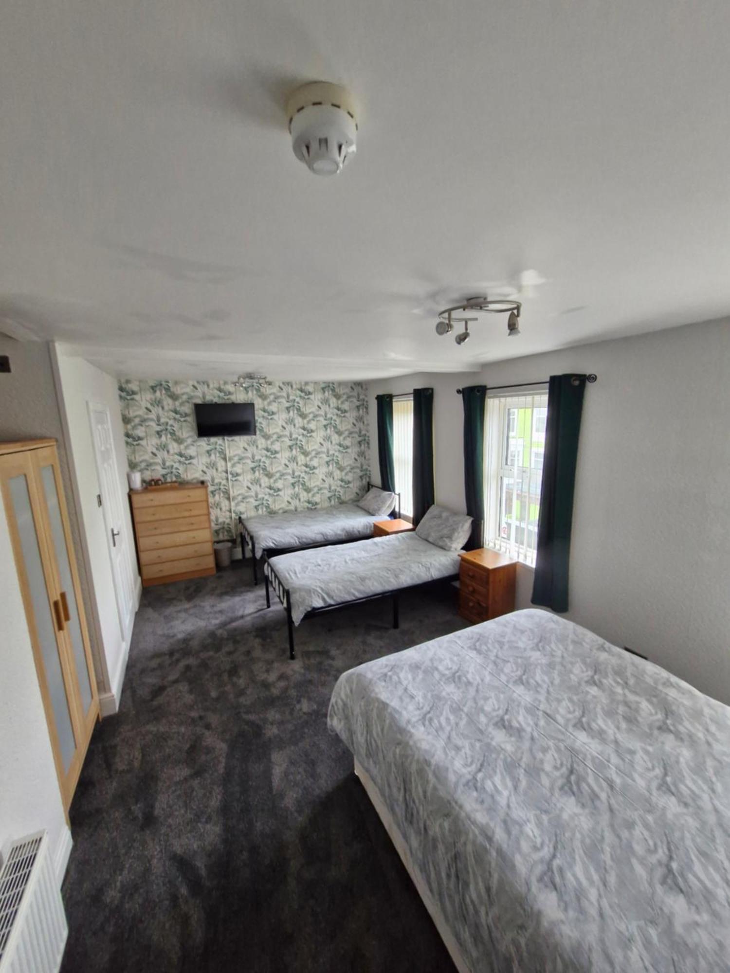 The Clevedon Bed & Breakfast Blackpool Eksteriør bilde