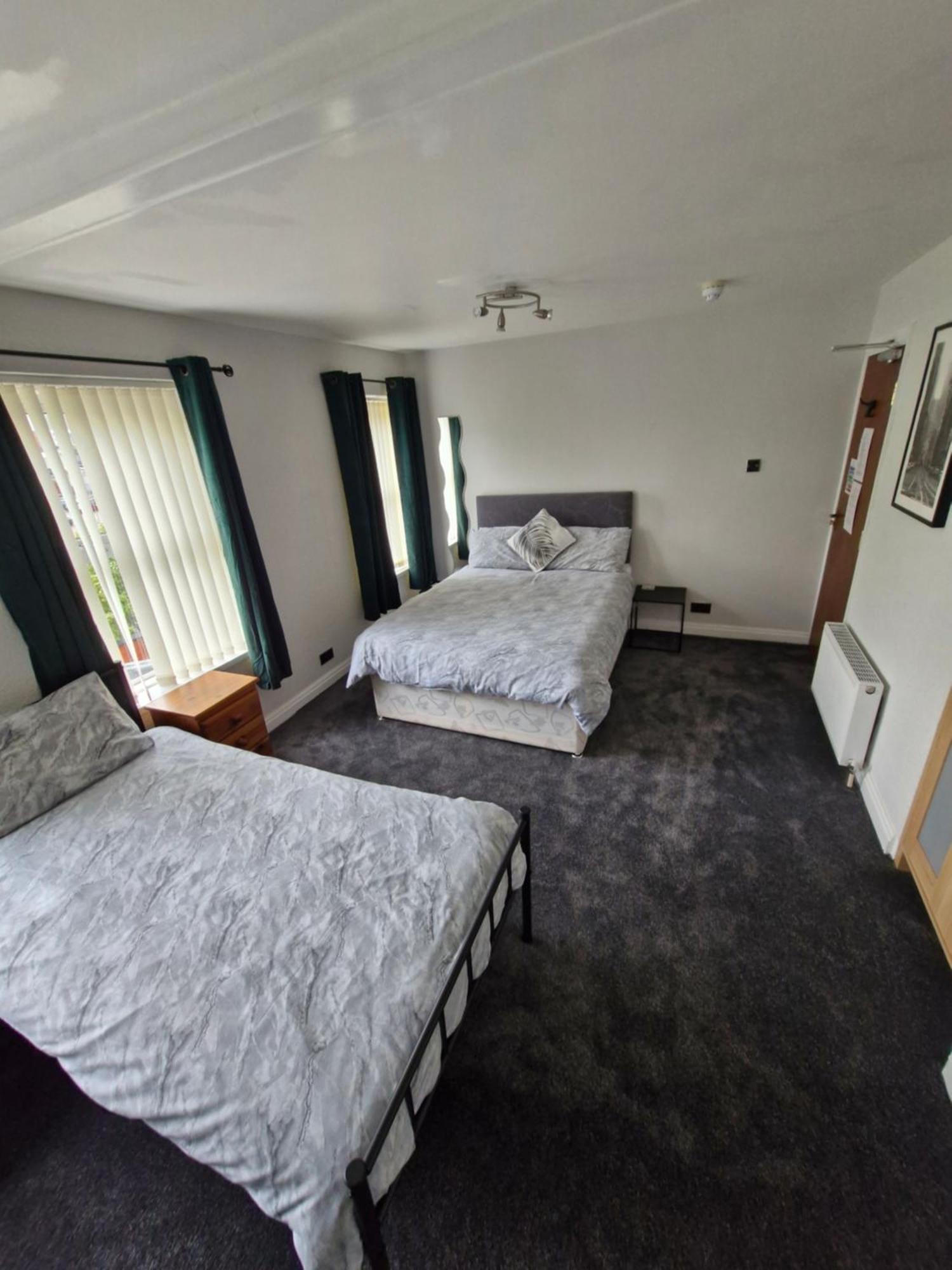 The Clevedon Bed & Breakfast Blackpool Eksteriør bilde