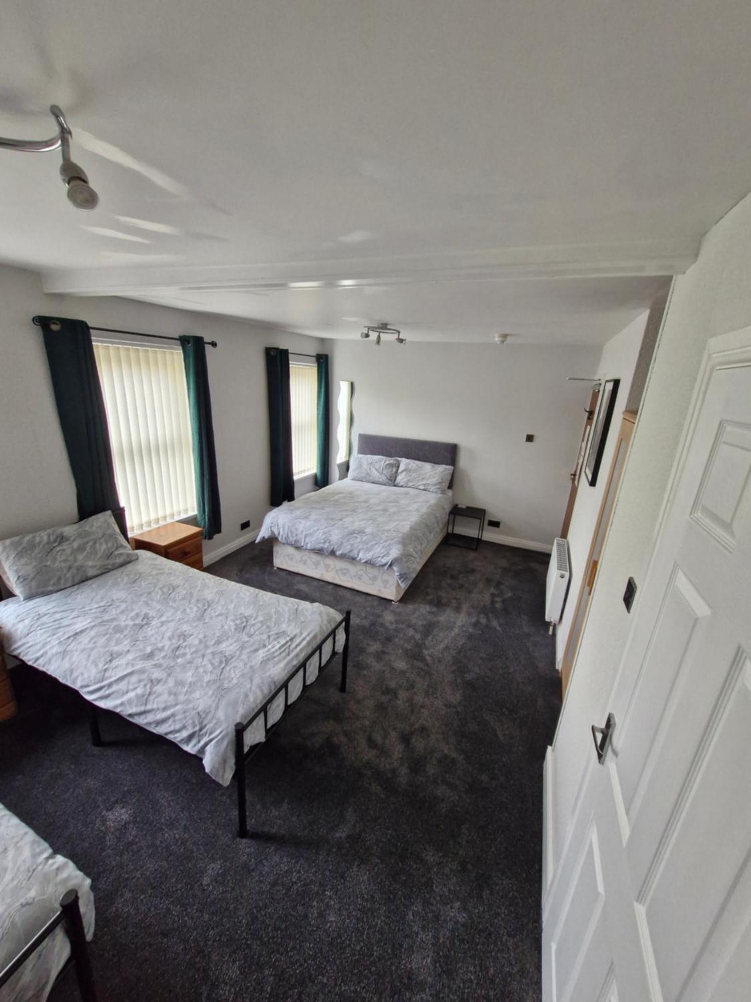 The Clevedon Bed & Breakfast Blackpool Eksteriør bilde